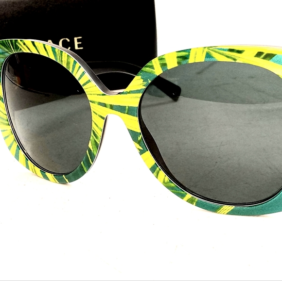 Versace Cat Eye Tropical Sunglasses 49087 New made in Italy. - Picture 2 of 6